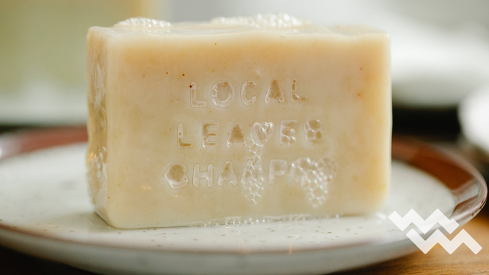 How to Use a Shampoo Bar: Embracing Change in Your Haircare Routine